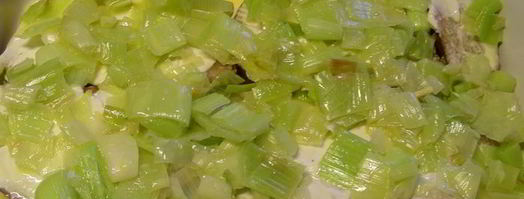 английский хлебный пудинг с луком-пореем. Шаг 5