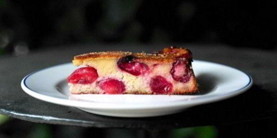 Черешневый клафути