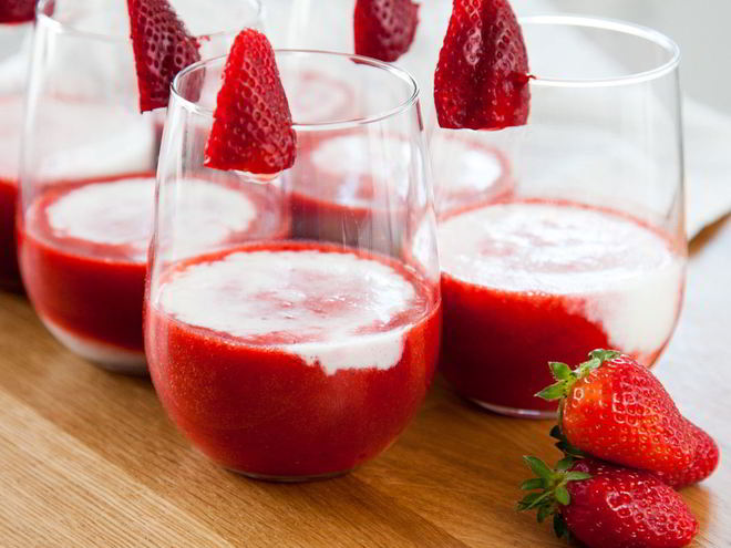 Рецепт йогуртовой панны котта с клубникой