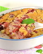 Клафути с черешней и клубникой