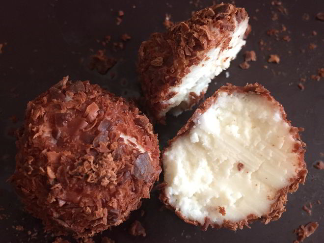 Рецепт конфет из творога в шоколаде