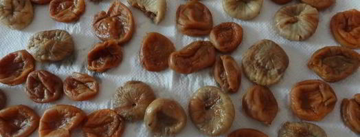 конфеты ручной работы на меду с орехом пекан. Шаг 3