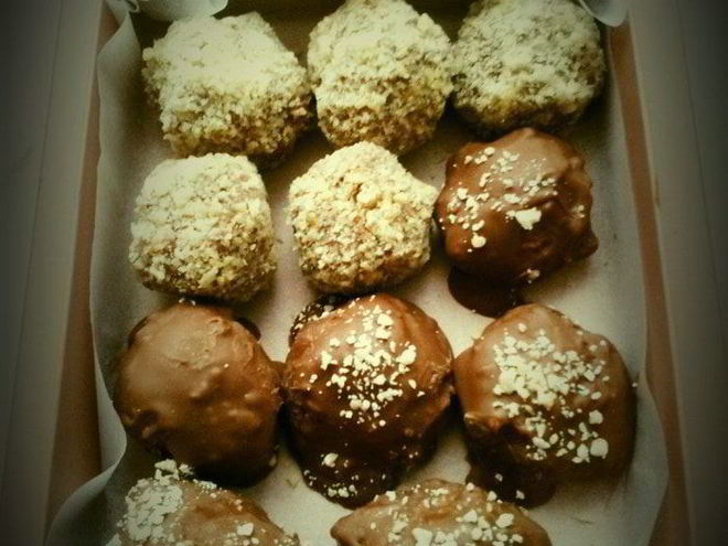 Рецепт шоколадна конфеты с миндалем и амаретто