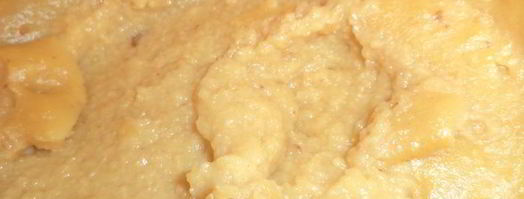 арахисовый десерт с карамельным кремом и шоколадной глазурью без выпечки. Шаг 4