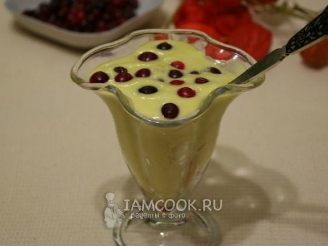 Рецепт итальянского яичного крема с клюквой