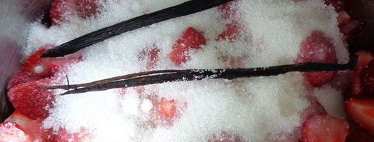 клубнично-ванильный конфитюр с кремом из маршмеллоу. Шаг 7