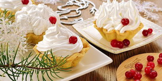 Корзиночки из нута с белковым кремом