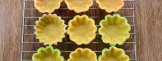 корзиночки из нута с белковым кремом. Шаг 4