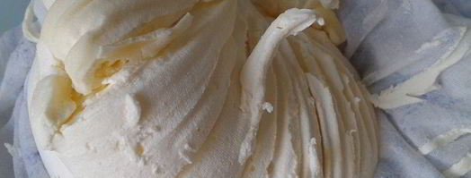 крем из кефира. Шаг 2