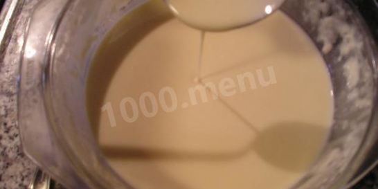 Крем из сметаны и сгущенки для торта