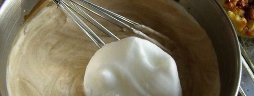 крем-капучино со сливками и сладким кофейным соусом. Шаг 11