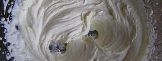 крем-капучино со сливками и сладким кофейным соусом. Шаг 15