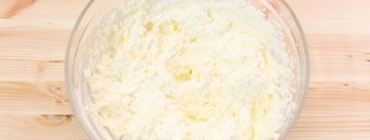 шоколадный бисквитный рулет со сливочным кремом. Шаг 25