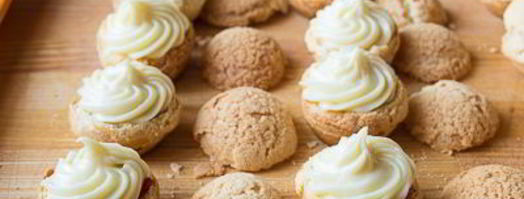 шу с заварным и малиновым кремом. Шаг 39