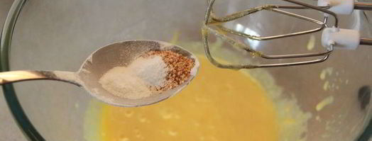 слоеные звездочки с кремом патисьер и кусочками яблока. Шаг 3