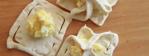 слоеные звездочки с кремом патисьер и кусочками яблока. Шаг 9