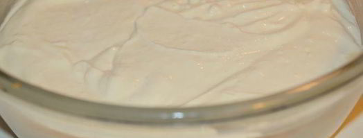 запеченный крем из ряженки с сочной начинкой и под штрейзелем. Шаг 3