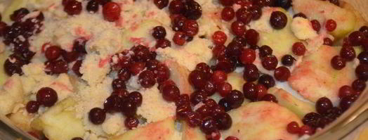 запеченный крем из ряженки с сочной начинкой и под штрейзелем. Шаг 4