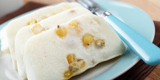 Манный пудинг с изюмом