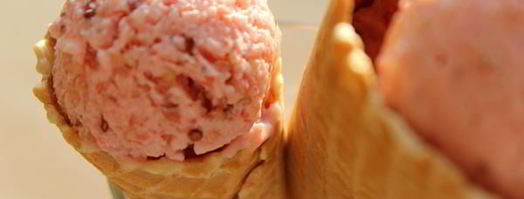 домашнее йогуртовое мороженое с клубникой и киноа. Шаг 6