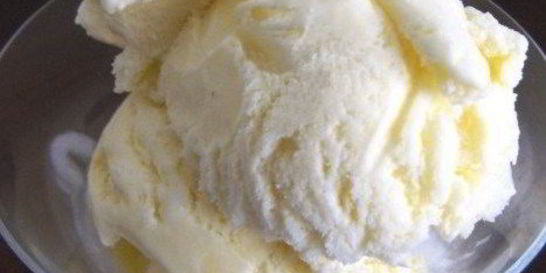 Домашнее сливочное мороженое