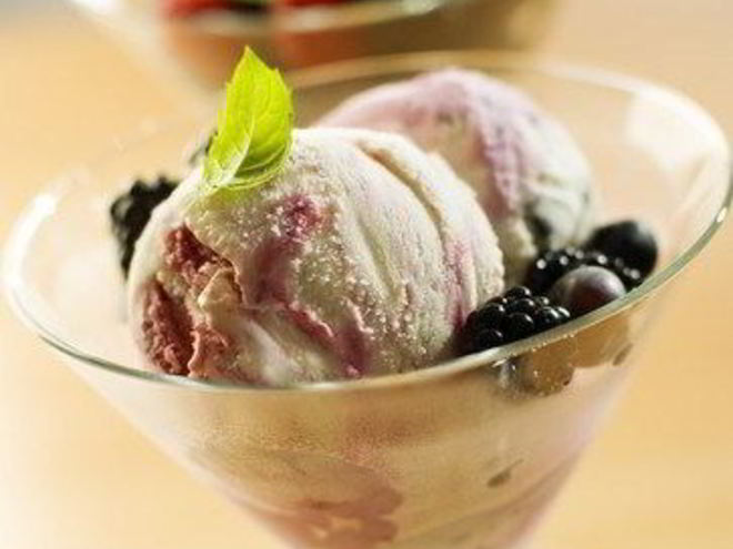 Рецепт ежевично-сливочного мороженого