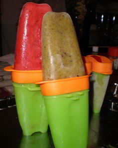 Фруктовое мороженое из клубники и киви