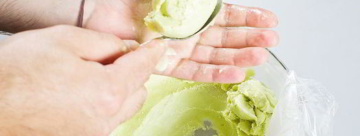 йогуртовое мороженое с авокадо и огурцом. Шаг 5