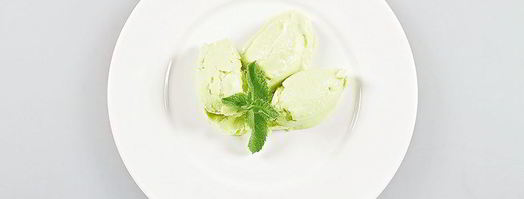 йогуртовое мороженое с авокадо и огурцом. Шаг 6