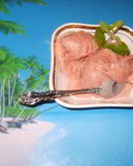 Карамельно-вишневое мороженое с корицей