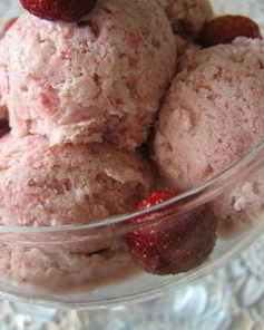 Клубнично-банановое мороженое