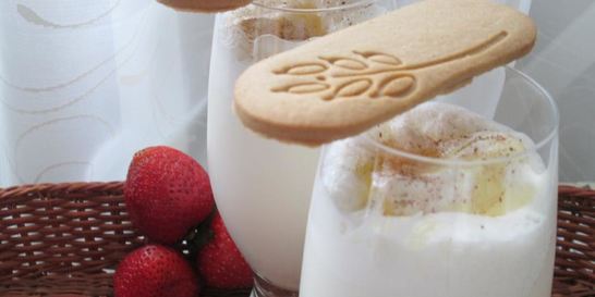 Коктейль из мороженого с корицей и имбирем