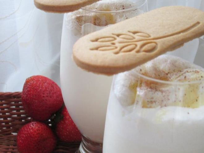 Рецепт коктейля из мороженого с корицей и имбирем