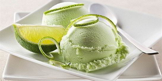 Мороженое из авокадо и лимона