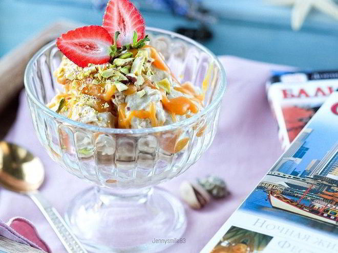 Рецепт мороженого из замороженного банана с арахисовой пастой и соленой карамелью