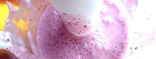 прохладный коктейль из мороженого с черникой. Шаг 9