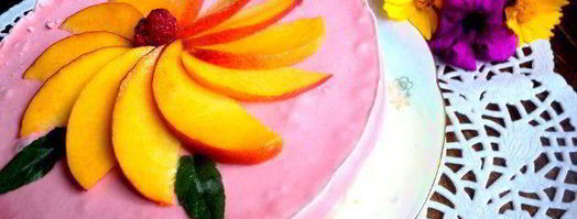 торт-мороженое с меренгой и фруктами. Шаг 12