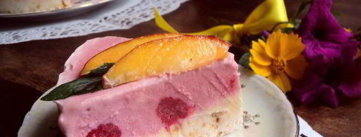 торт-мороженое с меренгой и фруктами. Шаг 13