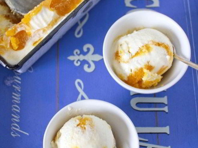 Рецепт ванильного мороженого с шафраново-манговой прослойкой