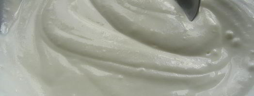 йогуртово-клубничный мусс с киви. Шаг 2