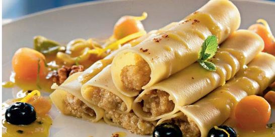 Каннеллони с фруктовым муссом