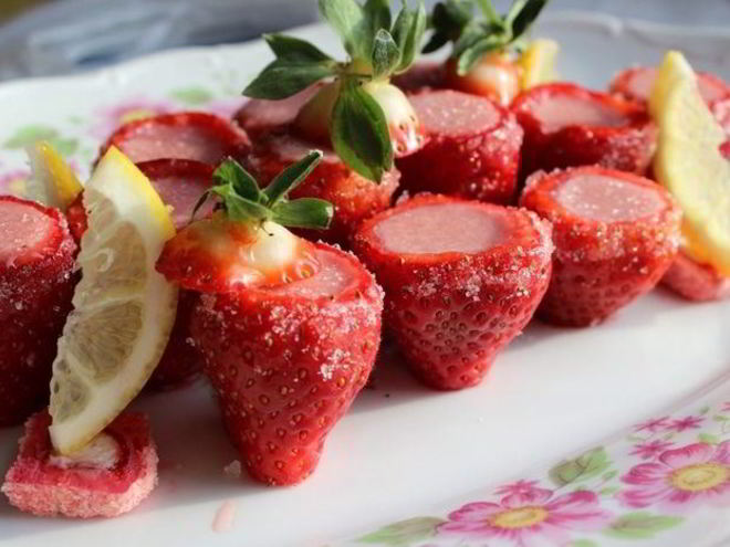 Рецепт клубничный мусс в клубнике