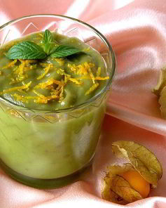 Мусс из авокадо с апельсином