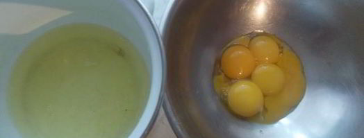 рулет с клубничным муссом. Шаг 2