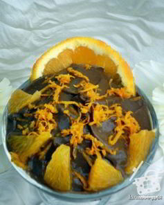 Шоколадный мусс с авокадо и апельсином