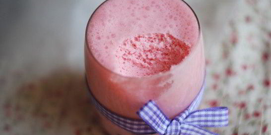 Ягодно-сметанный мусс из порошкового желе