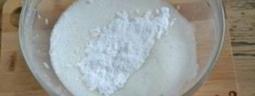 белая глазурь для кулича. Шаг 3