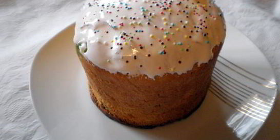 Кулич пасхальный с изюмом и орехами