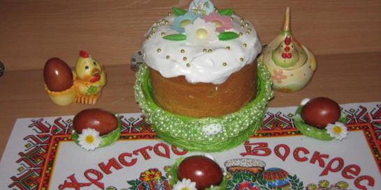 Кулич с апельсиновой цедрой и вяленой клюквой