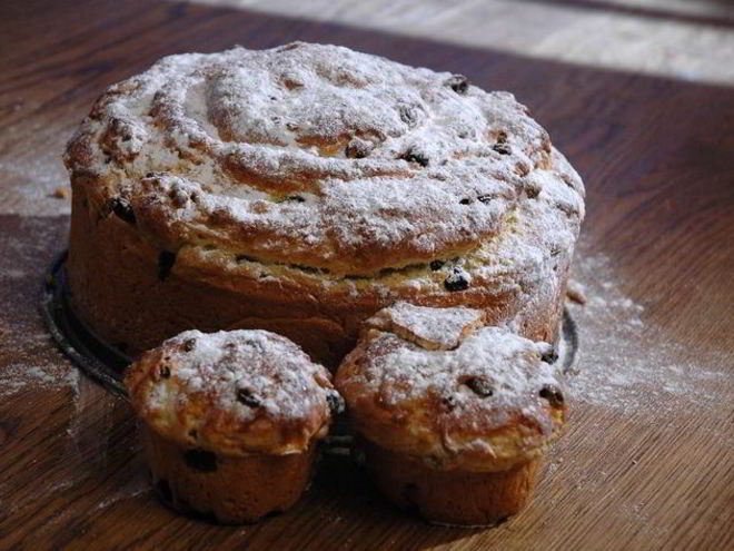 Рецепт кулича с миндалем и изюмом
